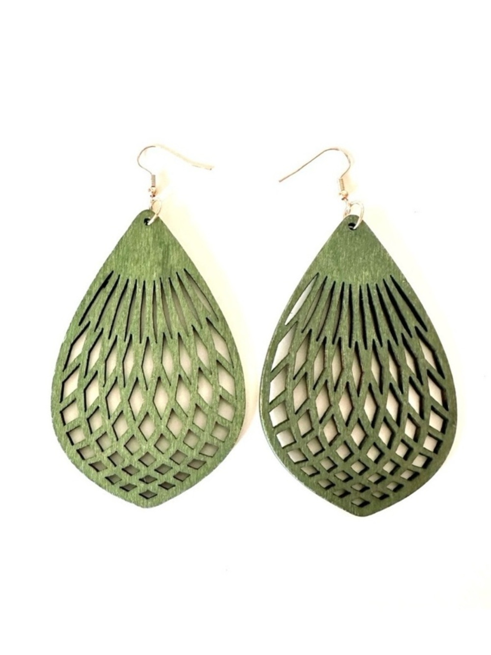 ⭐️ 5 for $25 Natural Wood Green Painted Lightweight Earrings Gold Tone Hoops